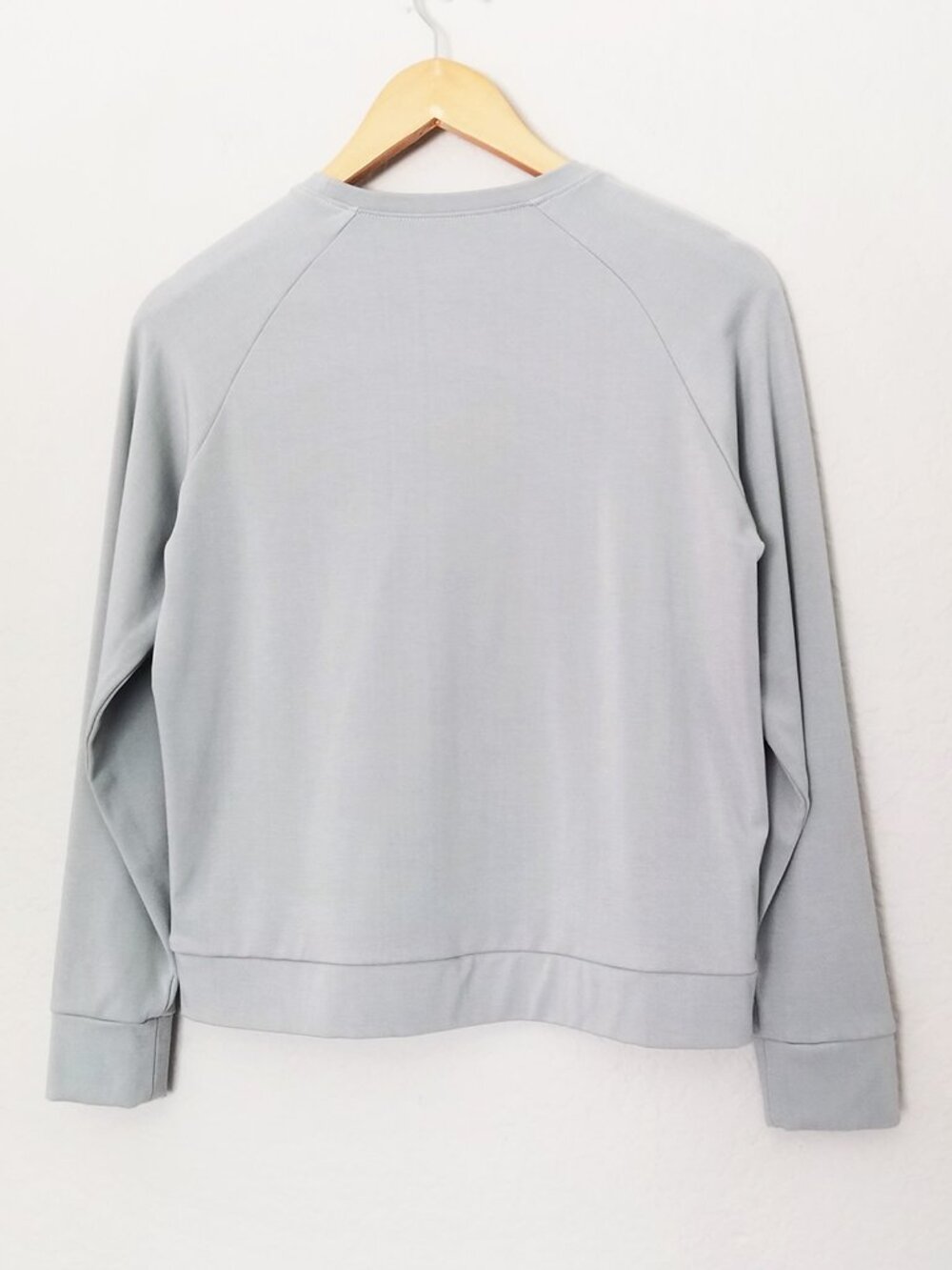 Cozy Earth Brushed Bamboo Pullover Crew Women's S Dawn Blue Gray Lounge SOFT $78 - Picture 5 of 14